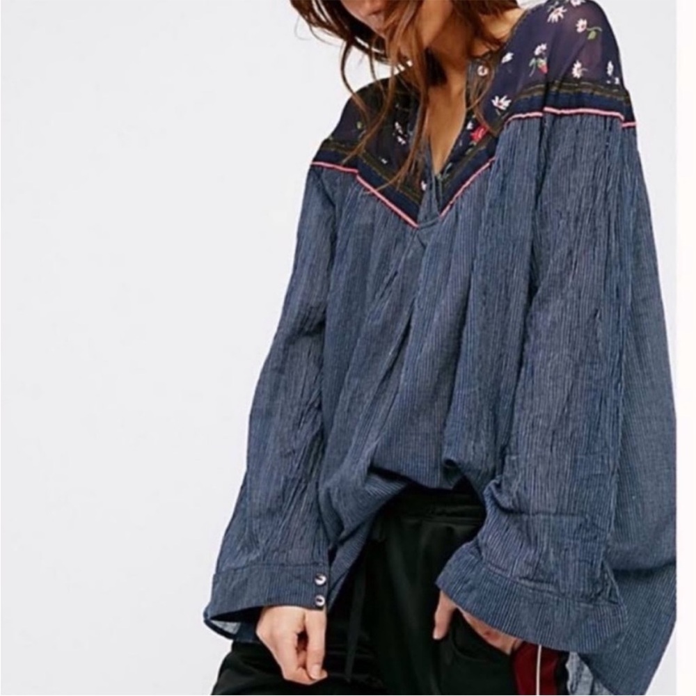 Like New Free People Hearts & Colors Top EUC